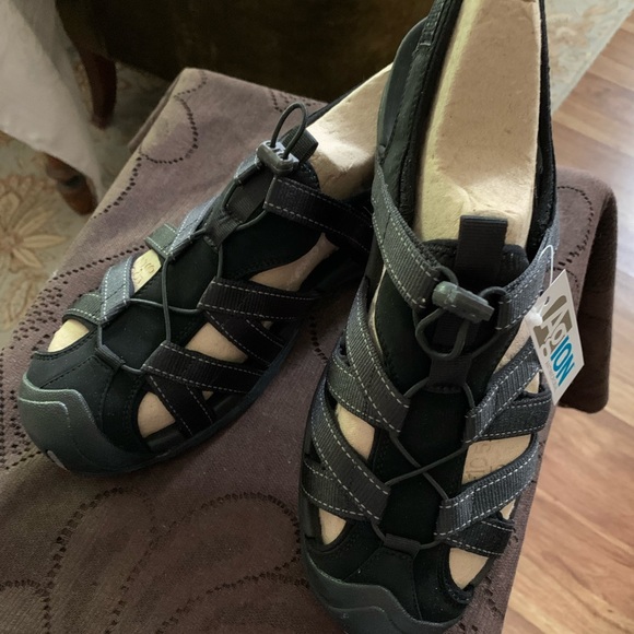 Lands' End Shoes Mens Lands End River Trekker Water Sandals Poshmark